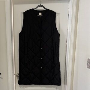 H&M Black Quilted Vest
